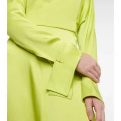 Victoria Beckham Wrap Midi Dress 6 Victoria Beckham Wrap Midi Dress -Victoria Beckham shop unnamed file 721